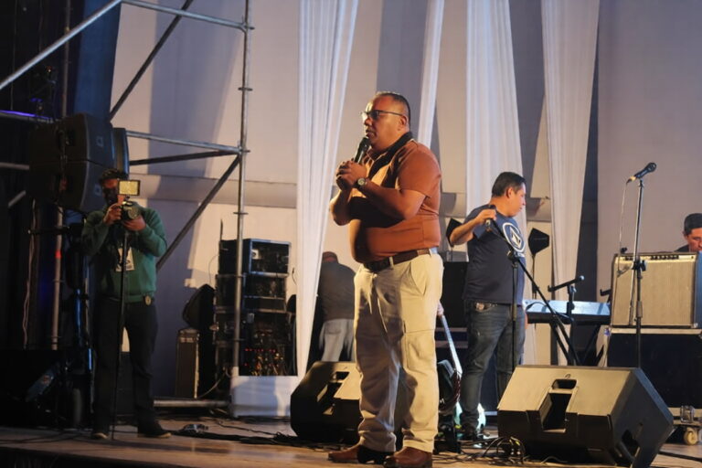 Gálvez celebró aniversario de Jesús María sin el baile del Totó