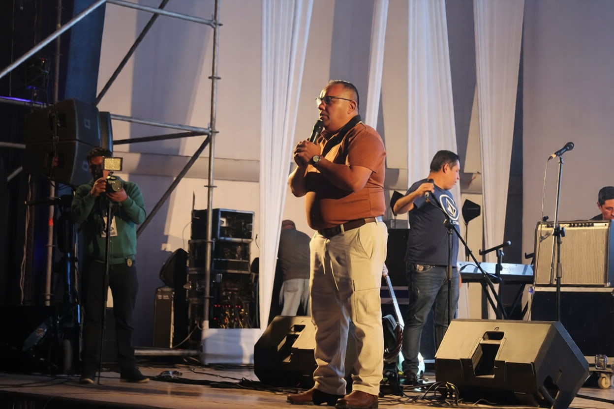 Gálvez celebró aniversario de Jesús María sin el baile del Totó